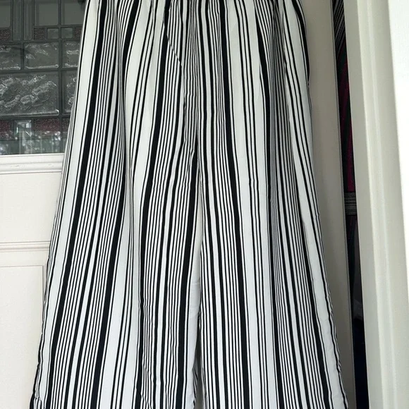 NWT Ladies Pants - Picture 5 of 5